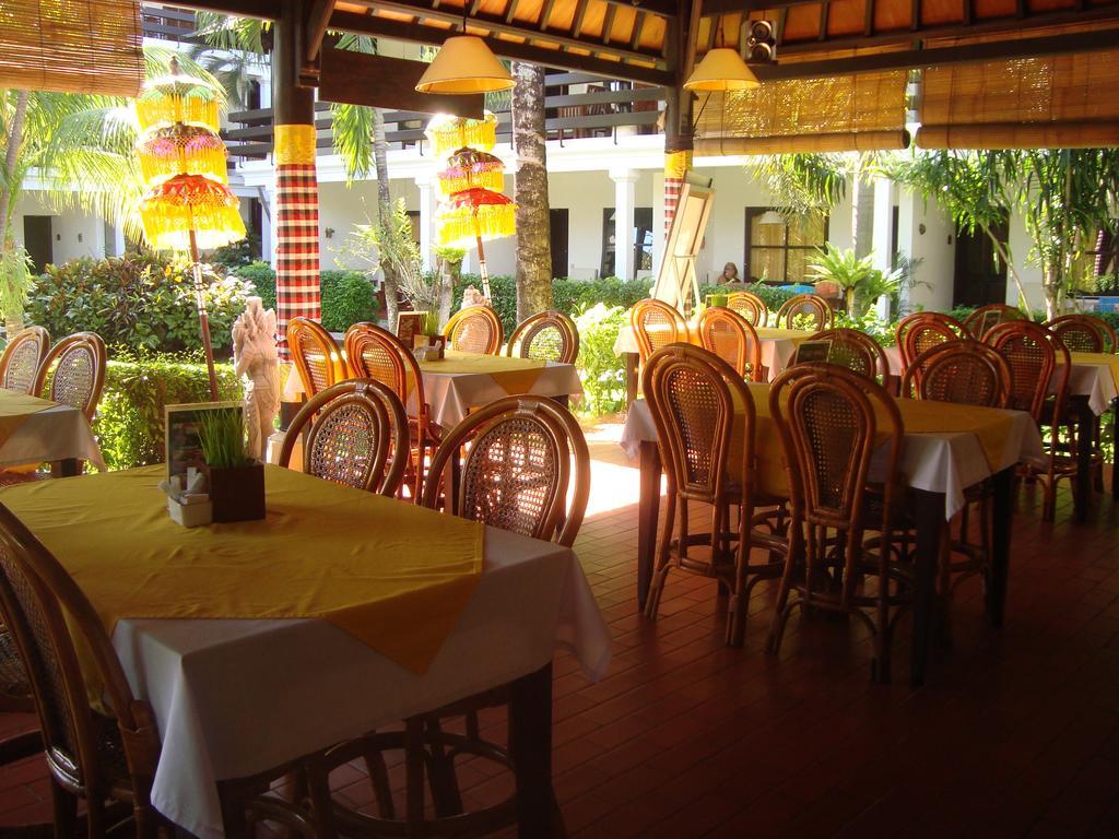 Palm Garden Hotel 3*